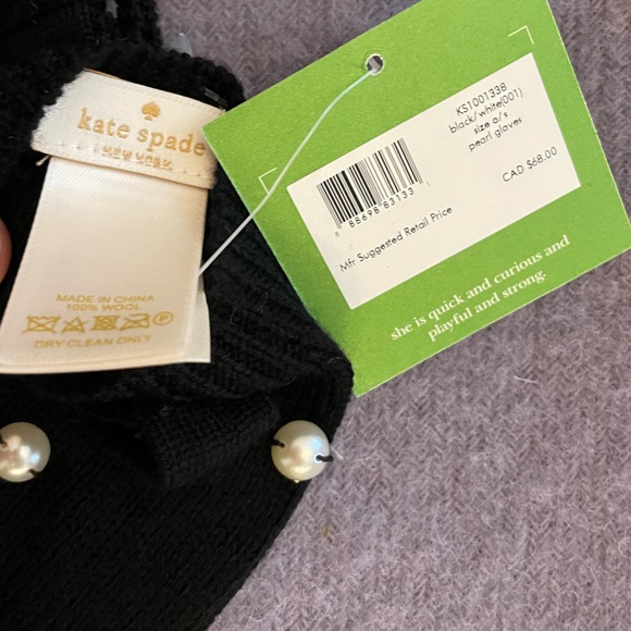 Black gloves - Picture 2 of 5